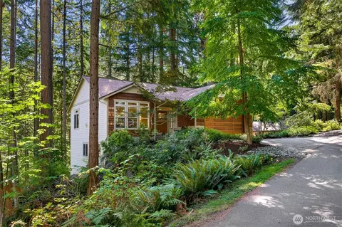 14 Gooseberry Cir, Bellingham, WA 98229