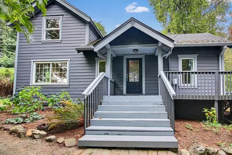 14003 Macadam Rd S, Tukwila, WA 98168