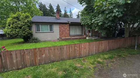 4607 NE Valley View Ln, Vancouver, WA 98663