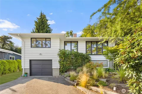 16619 Sylvester Rd SW, Burien, WA 98166