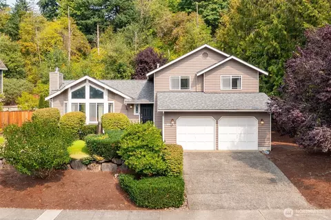 7504 134th Ave SE, Newcastle, WA 98059