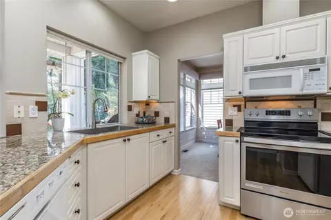 7703 146th Avenue Ct E, Sumner, WA 98390 photo 9