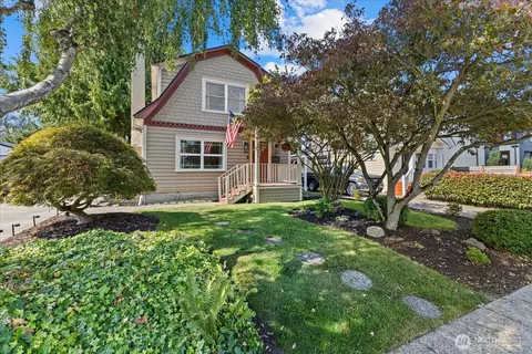 3231 63rd Ave SW, Seattle, WA 98116