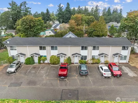 14510 W Thorne Ln SW, Lakewood, WA 98498