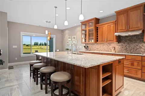 Kitchen - 22617 SE 444th St, Enumclaw, WA 98022 photo 1 of 6