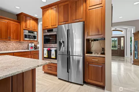 Kitchen - 22617 SE 444th St, Enumclaw, WA 98022 photo 3 of 6
