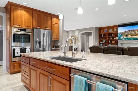 Kitchen - 22617 SE 444th St, Enumclaw, WA 98022 photo 6 of 6