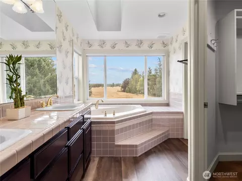 Bath - 1213 267th St E, Spanaway, WA 98387 photo 2 of 4