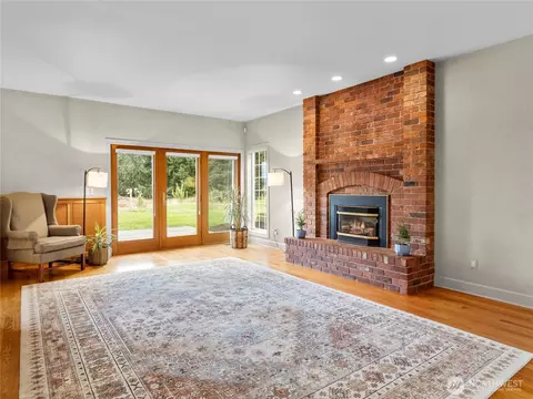 Living - 1213 267th St E, Spanaway, WA 98387 photo 4 of 5