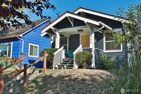 Exterior - 2711 16th St, Everett, WA 98201 photo 14 of 16