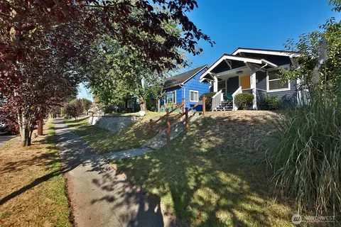 Exterior - 2711 16th St, Everett, WA 98201 photo 15 of 16