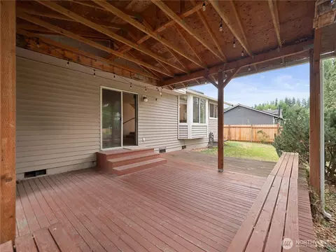 Exterior - 204 Schmid St, Enumclaw, WA 98022 photo 1 of 4