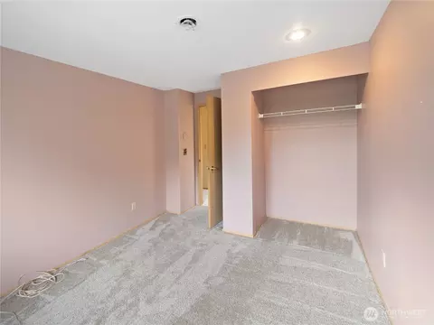 Bedroom - 204 Schmid St, Enumclaw, WA 98022 photo 6 of 6