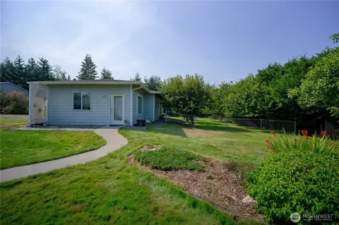 Exterior - 71 Le Roux Rd, Sequim, WA 98382 photo 2 of 5