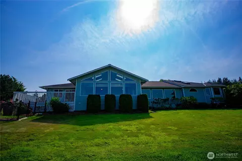 71 Le Roux Rd, Sequim, WA 98382