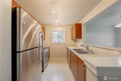 12404 E Gibson Rd #Q201, Everett, WA 98204 photo 13