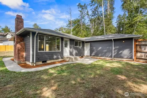 1426 S Kent Des Moines Rd, Des Moines, WA 98198