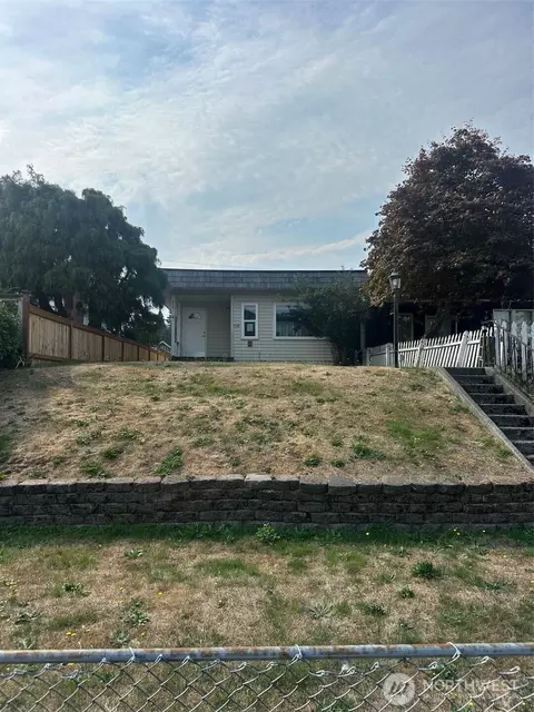 3514 Hoyt Ave, Everett, WA 98201