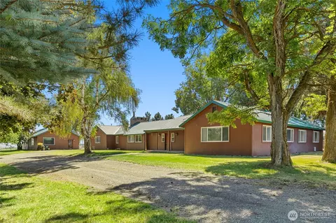 4530 Weaver Rd, Ellensburg, WA 98926
