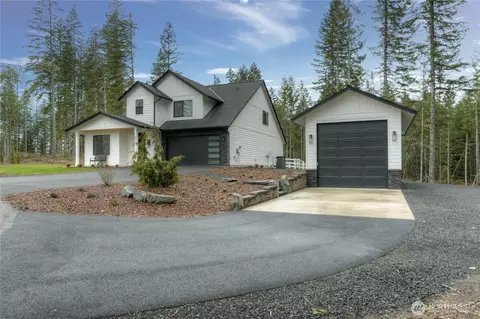901 W Clear Lake Dr, Shelton, WA 98584