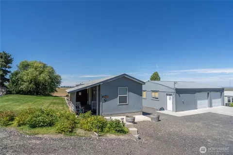 8510 SE Nob Hill St, Othello, WA 99344