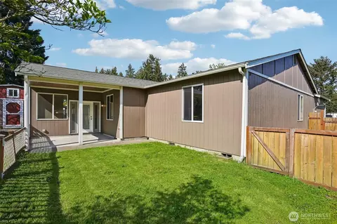 Exterior - 25208 38th Ave E, Spanaway, WA 98387 photo 4 of 13