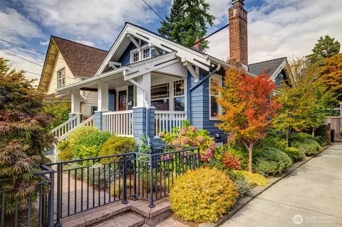 1834 N 54th St, Seattle, WA 98103