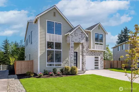9501 38th St E, Edgewood, WA 98371