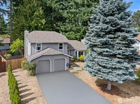 7665 Sucia Pl NW, Bremerton, WA 98311