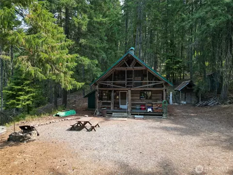 121 Fs 4330-242, Ronald, WA 98940
