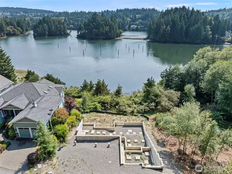 150 Ebb Tide Ct, Port Ludlow, WA 98365