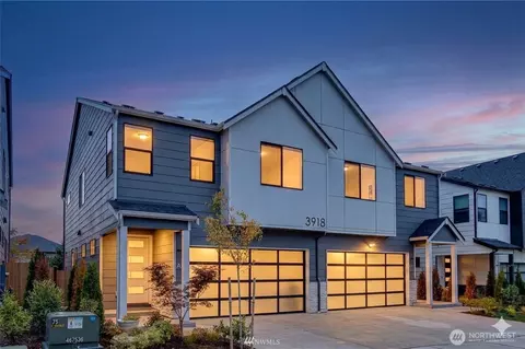 4001 215th St SE #A, Bothell, WA 98021