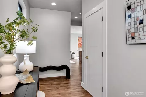 Entry Way - 4001 215th St SE #A, Bothell, WA 98021 photo 1 of 1