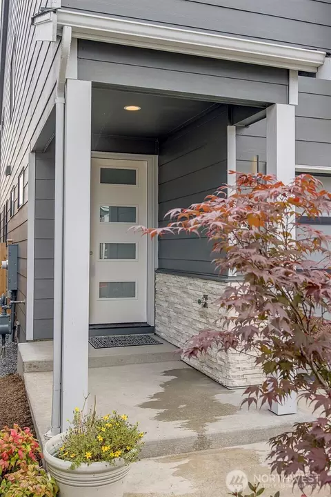 Exterior - 4001 215th St SE #A, Bothell, WA 98021 photo 2 of 3