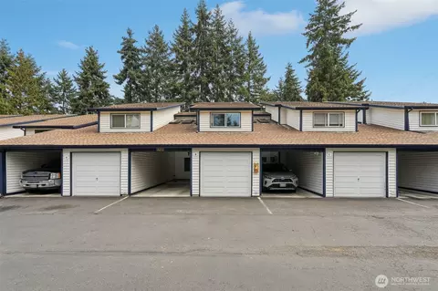 1829 SW 318th Pl #33B, Federal Way, WA 98023