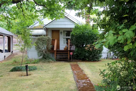 133 Rogers St NW, Olympia, WA 98502
