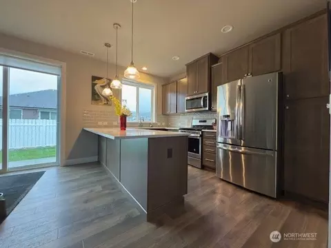112 Madrona Ln SW, Orting, WA 98360 photo 10