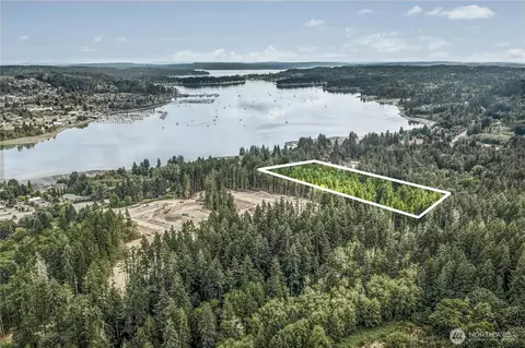 19301 Viking Ave NW, Poulsbo, WA 98370