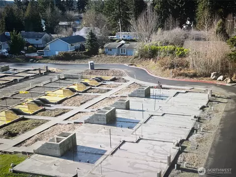 26281 Lindvog Rd, Kingston, WA 98346