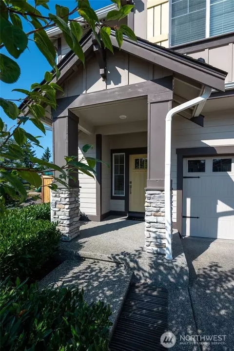 4327 233rd Pl SE, Bothell, WA 98021 photo 2