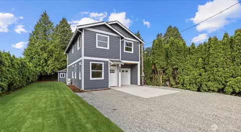 4955 Henley St, Blaine, WA 98230