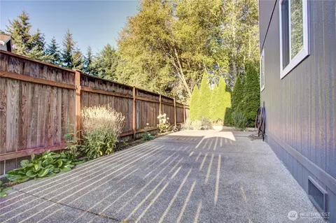 Exterior - 3218 96th Pl SE, Everett, WA 98208 photo 5 of 6