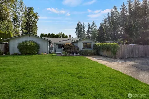 11607 212th Ave E, Sumner, WA 98391