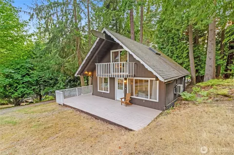 56 Sudden Valley Dr, Bellingham, WA 98229