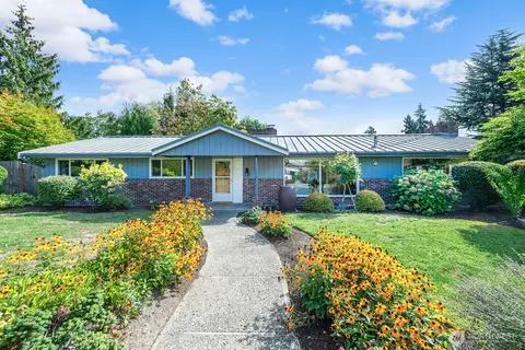 11006 SE 31st St, Bellevue, WA 98004