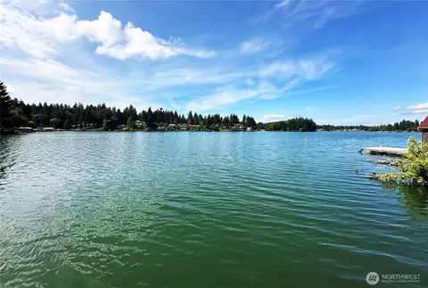 10826 Meadow Rd SW, Lakewood, WA 98499