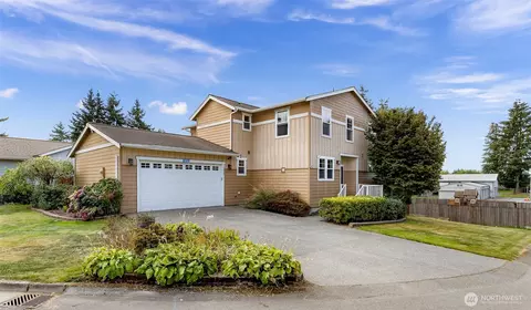 1033 Aspen Ln, Burlington, WA 98233