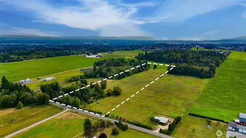 2657 Aldergrove Rd, Ferndale, WA 98248