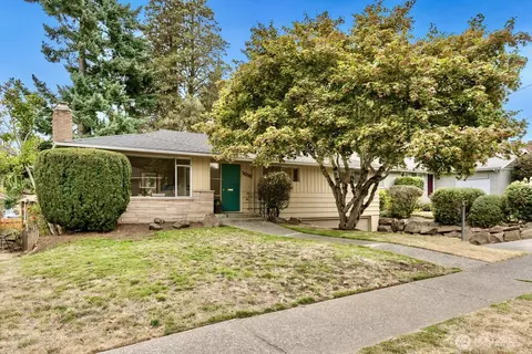 7015 26th Ave NE, Seattle, WA 98115