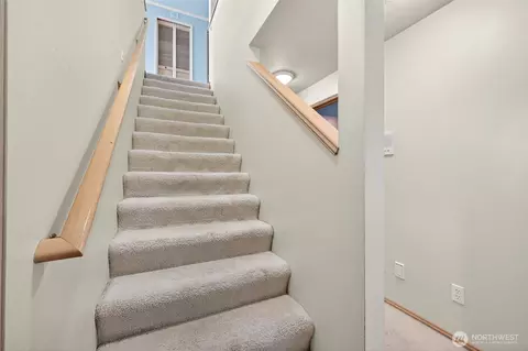 706 N 92nd St, Seattle, WA 98103 photo 27